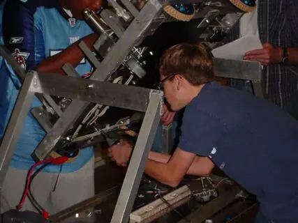 2001 FRC Build Season, photo frc-build-season_9408117625_o