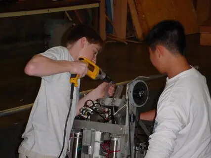 2001 FRC Build Season, photo frc-build-season_9408329541_o