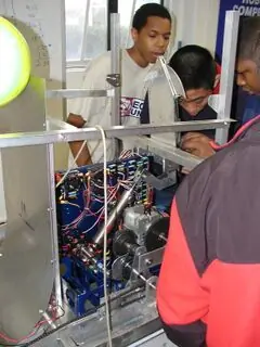 2002 FRC Build Season, photo frc-build-season_9407863341_o