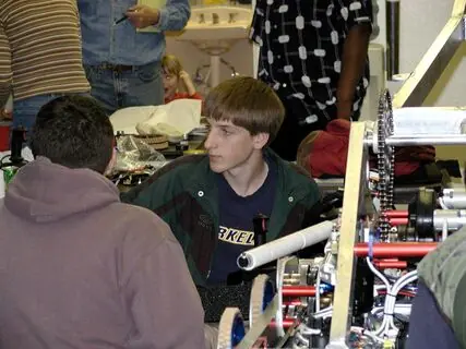2004 FRC Build Season, photo frc-build-season_9408808325_o