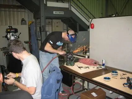 2007 FRC Build Season, photo frc-build-season_9407799593_o