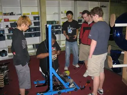 2007 FRC Build Season, photo frc-build-season_9408982285_o