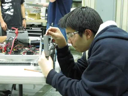 2010 FRC Build Season, photo frc-build-season_9408638291_o