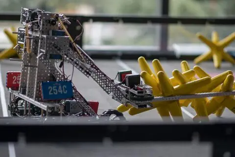 2016 Bellarmine VEX Tournament, photo 254_1348_30480438503_o