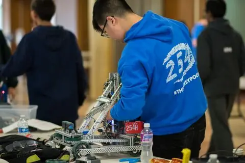 2016 Bellarmine VEX Tournament, photo 254_1415_31143715492_o